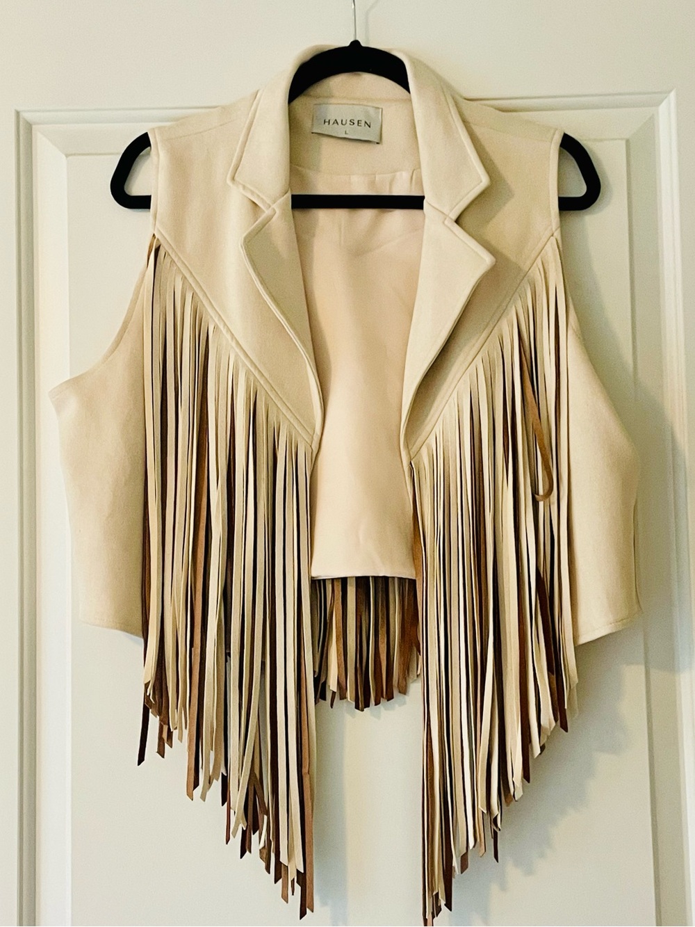 Hausen Cream Fringe Vest – Sleeveless Open-Front Western Style